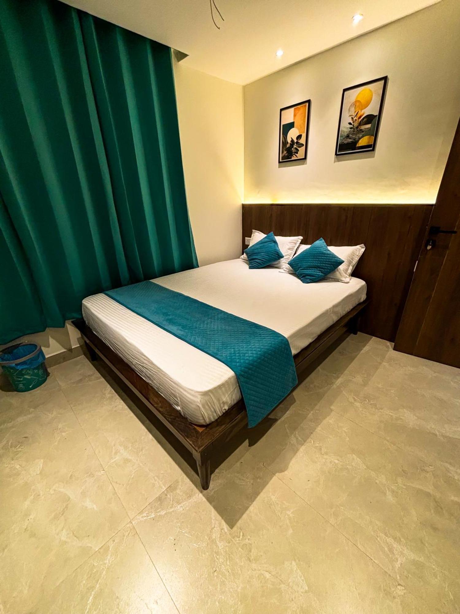 Hotel Emerald Visakhapatnam Exterior photo