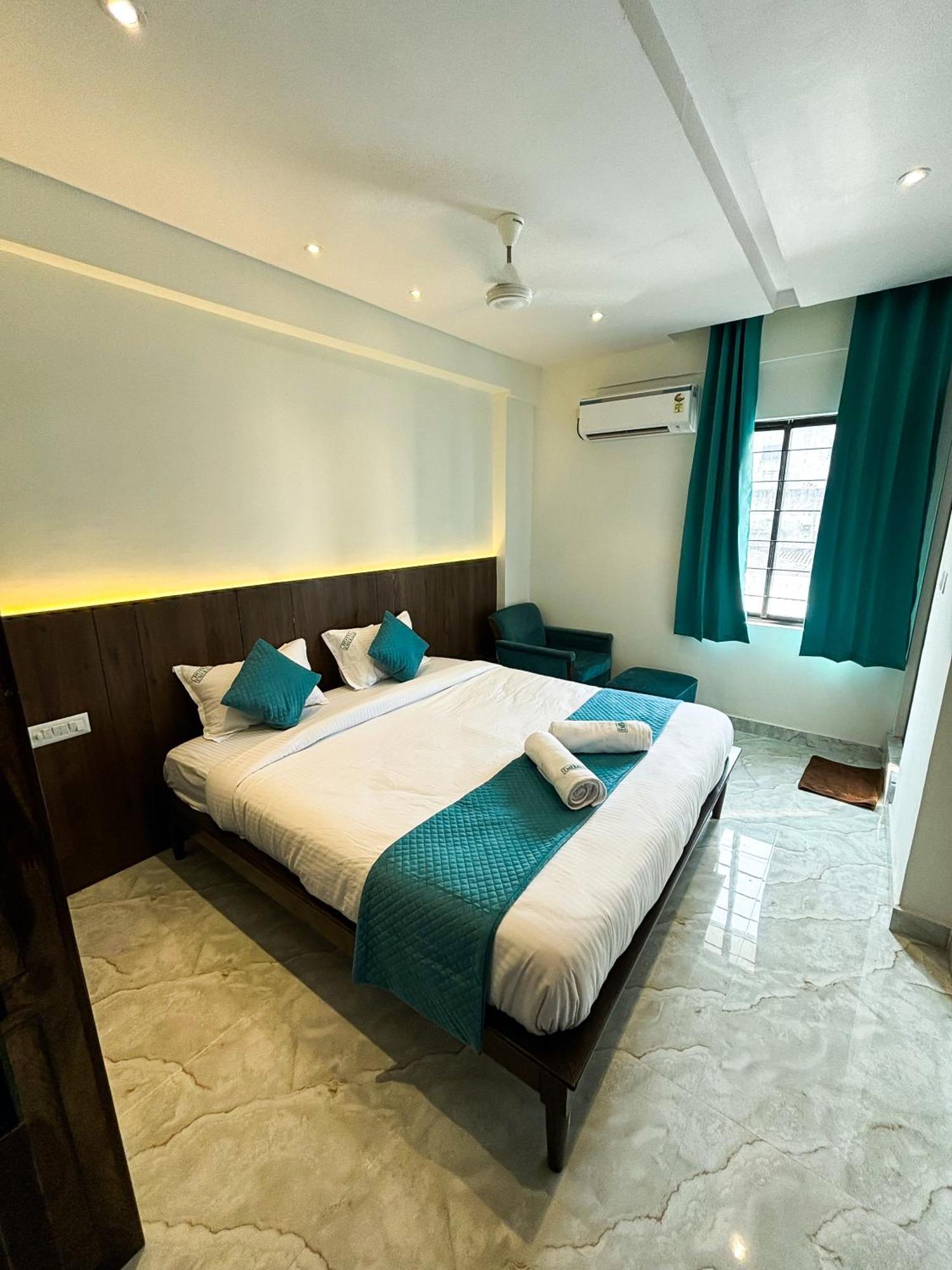 Hotel Emerald Visakhapatnam Exterior photo
